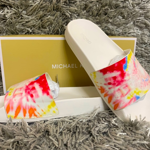 MICHAEL KORS GILMORE SLIDES TIE DYE RAINBOW Sz 6 - Picture 5 of 6